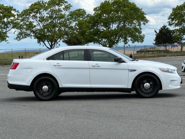 2017 FORD TAURUS POLICE INTERCEPTOR - $8,90063614652434051123