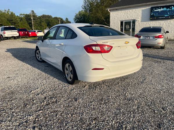 Precioso Chevrolet Cruze Turbo 2017 - $8,500 (Dickson)63621512670979122