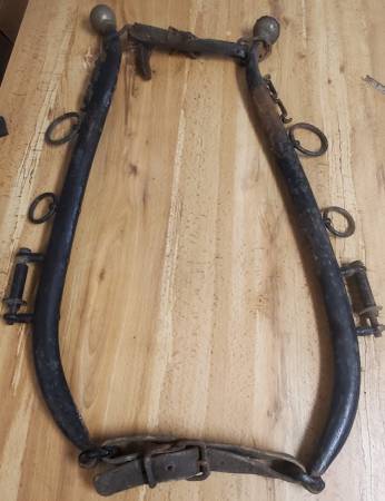 Pair Antique Horse Hames Collar Harness Wood & Metal Ball Rustic 1