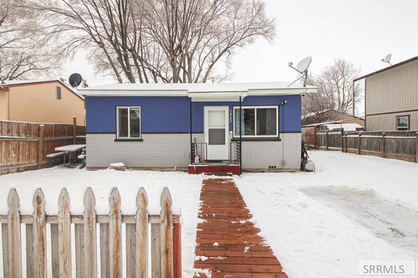$1,670 / 2br - 654ft2 - This home is going to come and go in the blink of an eye, don't miss ! (IDAHO FALLS)63952519172482120