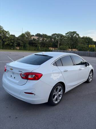 2017 Chevy Cruze Premier - $2,700 (Nashville)63621419237635124