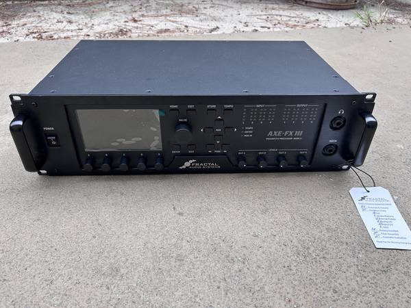 Axe-Fx III Mark II Turbo - Preamp & FX Processor 1