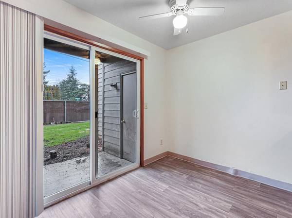 $1,850 / 3br - Gresham 3B en una excelente ubicación + área de juegos, a 15 millas de Portland y más (SE Portland)63672582654209124
