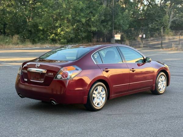 2010 Nissan Altima - $7,500 (Lakewood)63624395724035124