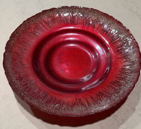 Red glass Holiday serving dish 15.75” 1