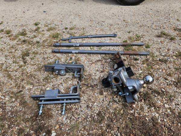 Husky Brand , bumper pull trailer stabilizer kit. 1