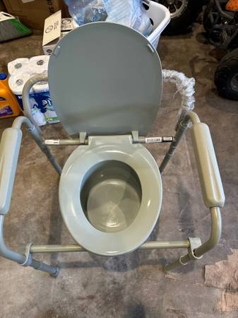 Commodes and Walkers 1
