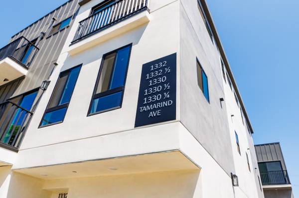 $5250.00 / 3br - 1900ft2 - UNO DE UNA CLASE - DEBE VER ESTE NUEVO TOWNHOME63857623604737122