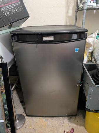 Mini fridge 1