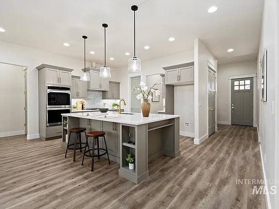 $960,000 / 4br - 2543ft2 - BEAUTIFUL 4 bed, 3 bath home in South Nampa (Nampa)64003313800835123