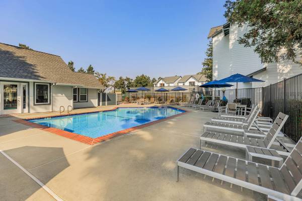 $2,724 / 1br - 720ft2 - Smart Lock Tech, On-call Maintenance, 1 BD (milpitas)63940544293763120