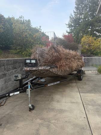 2014 Excel F4 1651 Duck Boat 1