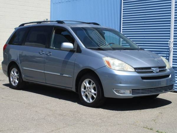 2004 Toyota Sienna XLE Limited Minivan w/Warranty Included - $5,999 (Loaded w/Options! Perfect Carfax History!)63478204896131121