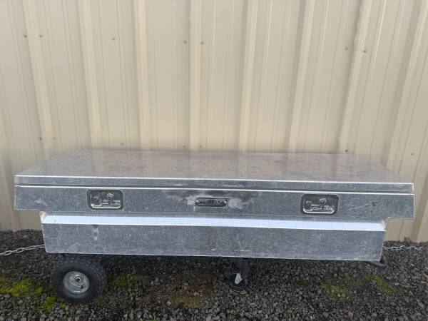 ProTech SMOOTH Lid Full Size Cross Body Truck Tool Box 1