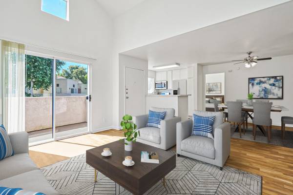 $2,069 / 1br - 628ft2 - 1 Bed, Expansive Sunbathing Areas, Picnic Tables (27303 N. Sara St., Los Angeles, CA)63912984288258122