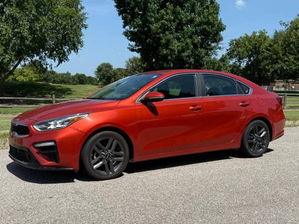 2019 Kia Forte EX Launch Edition - Only 69K miles!!!! - $16,450 (Norman)63470593008001120