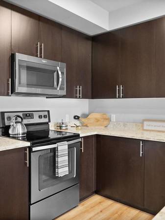 $2,250 / 1br - 814ft2 - Downtown Tacoma Living  Lease Today! (St. Helens)63408953678979122