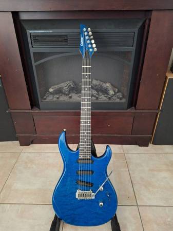 Carvin DC135 - Blue, Quilted Maple Top 1