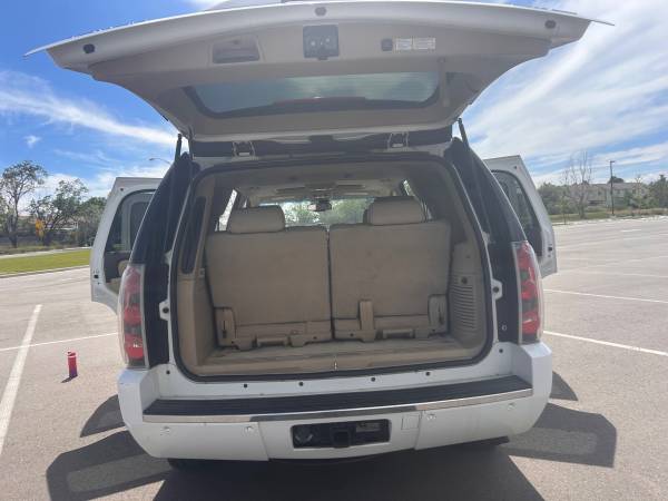 2007 GMC Denali - $8,00063612581687427124