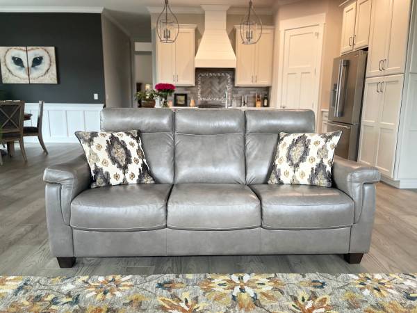 Italian Leather Sofa 1