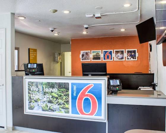 $500 / 1br - SAVE with a WEEKLY RATE! Enjoy an All-Inclusive Stay - KIDS FREE (Seattle South)63659450627585121