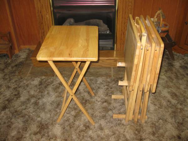 4Pc. Folding Serving Trays With Legs 1