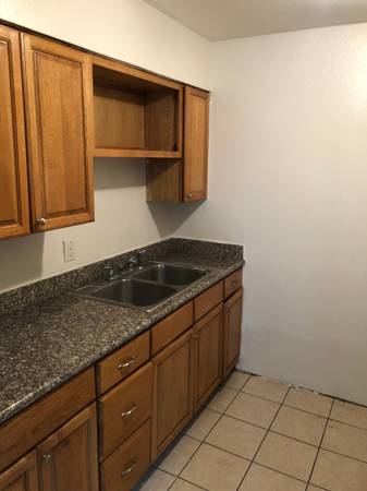 $750 / 1br - Large 1 Bedroom Available October 1st (6235 Chef Menteur)63903421157635123