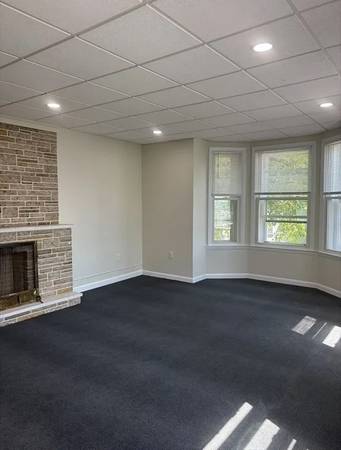 $2,900 / 3br - 1100ft2 - 3 Bedroom apartment (Orient Heights)63828338059521124