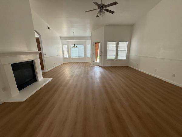 $456,900 / 4br - 2154ft2 - EN VENTA!! (Tulare)63809838176003124