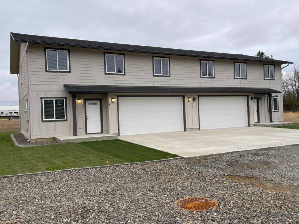 $2,150 / 3br - 1800ft2 - Brand new 3 bedroom, 2.5 bath side by side duplex, 2 car garage. (Waterville)63690737409923120