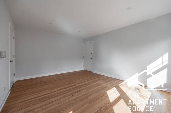 $1,495 / 1br - Great Value On This Updated 1 Bed 1 Bath Unit Only $1,495!!! (Mayfair)63959875517315124