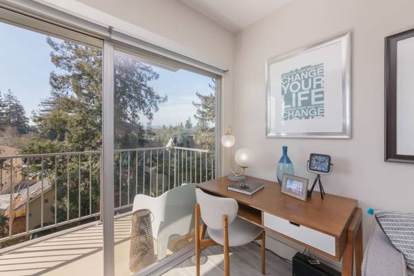$3,817 / 606ft2 - Housekeeping Services, Reliable Cell Reception, Studio/1B (palo alto)64055520519427120