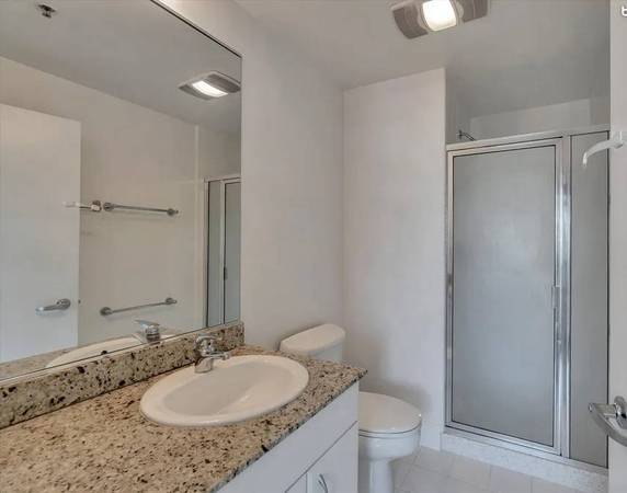 $1,250 / 2br - Modern 2 Bedroom, 1 Bathroom Apartment (Minneapolis)63666930751873122