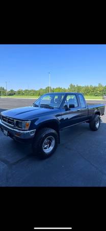 Wanted toyota pickup truck - $9,500 (Santa Rosa)63471369148545121