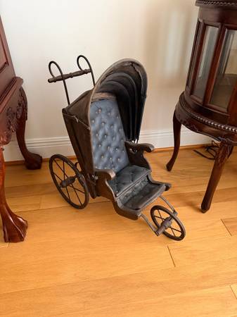 Victorian Doll Stoller 1