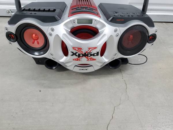 Radios Sony Boombox Xplod AMFM CD Player Tape Player IPOD MP3 - $100 (Pembroke Pines)63471413920003124