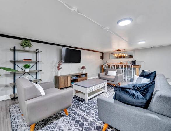 $1,495 / 2br - Onsite Laundry Room, Dog Park + 2 Bed 1 Bath + Onsite Game Room (Beaverton)63867269675009123