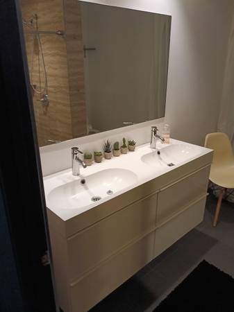 $1,550 / 1br - Ático en la cima de la colina DHS (Desert Hot Springs)63686191874817123