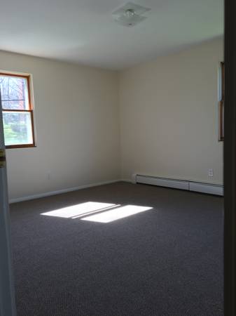 $1,500 / 3br - 1200ft2 - 3 habitaciones, 1.5 baños, Endicott, NY (Endicott, NY)64035576341633122