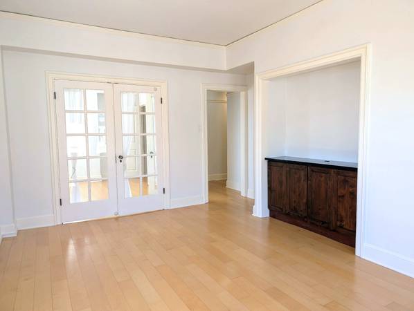 $2,975 / 1br - 625ft2 - Very Sunny Renovated (lower nob hill)63657981723777120