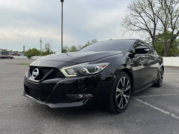 2018 Nissan Maxima Platinum 105,000 MILLAS - $12,200 (smyrna)63621553176963121