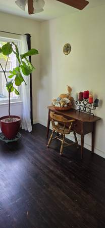 $800 / 2br - 1000ft2 - 1 Bedroom in home for rent 10.5' x 8.5' (Wheeling)64041644623618120