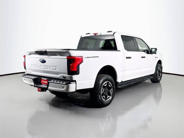 2022 Ford F-150 Lightning XLT - $34,995 (_Ford_ _F-150 Lightning_ _Truck_)63441859058691124