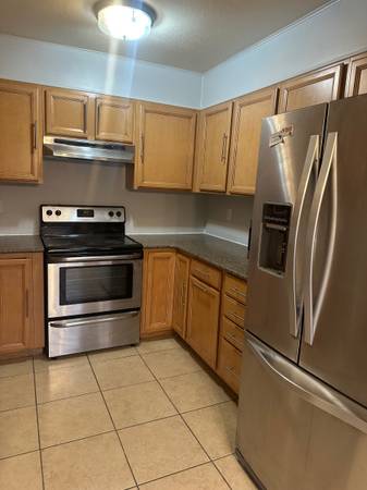 3/2/2Car Garage Easy NO FEE Over Phone Application 1