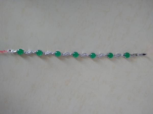 New Jade Bracelet, 7.5" - $750 (hayward / castro valley)63470436791299120