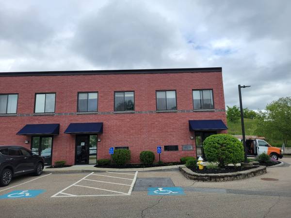 $5,100 / 3400ft2 - Unidad industrial/flexible final en alquiler en Chelmsford, MA (Drumhill). (Drumhill)63828557544449122