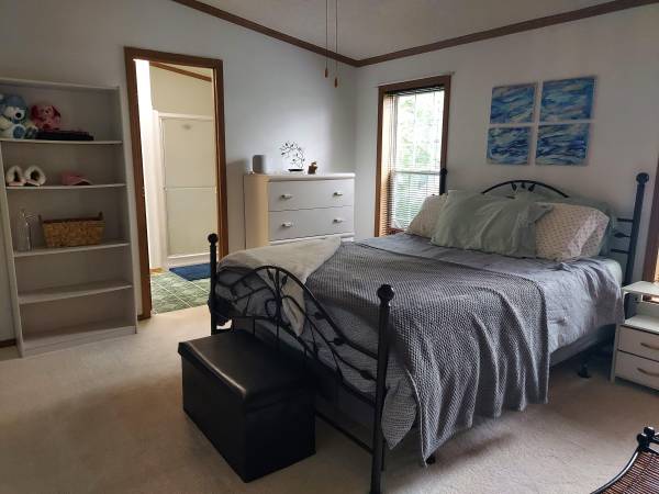 $69,900 / 2br - 1560ft2 - Double wide Kings Ct~ offered by Schmidt Mobile Homes (Traverse City/2454 Friendship)64037723293059124