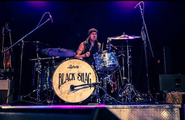 Drummer available and looking (Spring Hill) (Spring Hill)63979869597826120