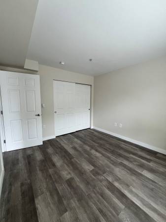$2,507 / 1br - 592ft2 - Modern Luxury 1x1 | All-Plank Flooring + Stainless Steel (Downtown Bellevue, Eastside, Microsoft, Overlake, Amazon)63885127921027120