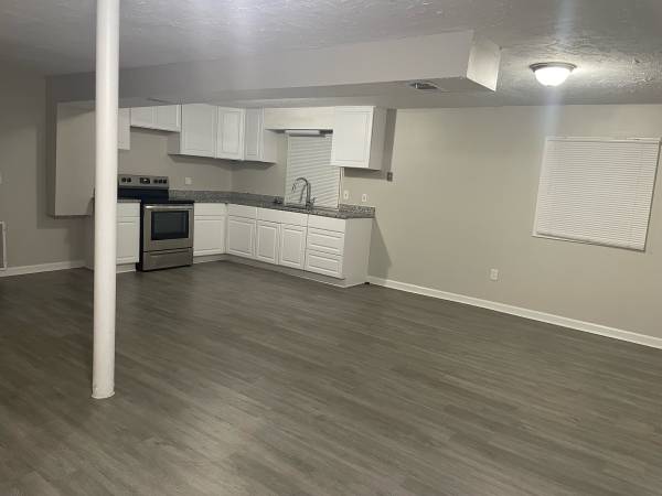 $1,500 / 1br - 1 bed, 1 bath apartment (Stockbridge)63738322632451120